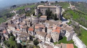 Castello di Prata Sannita e musei militari